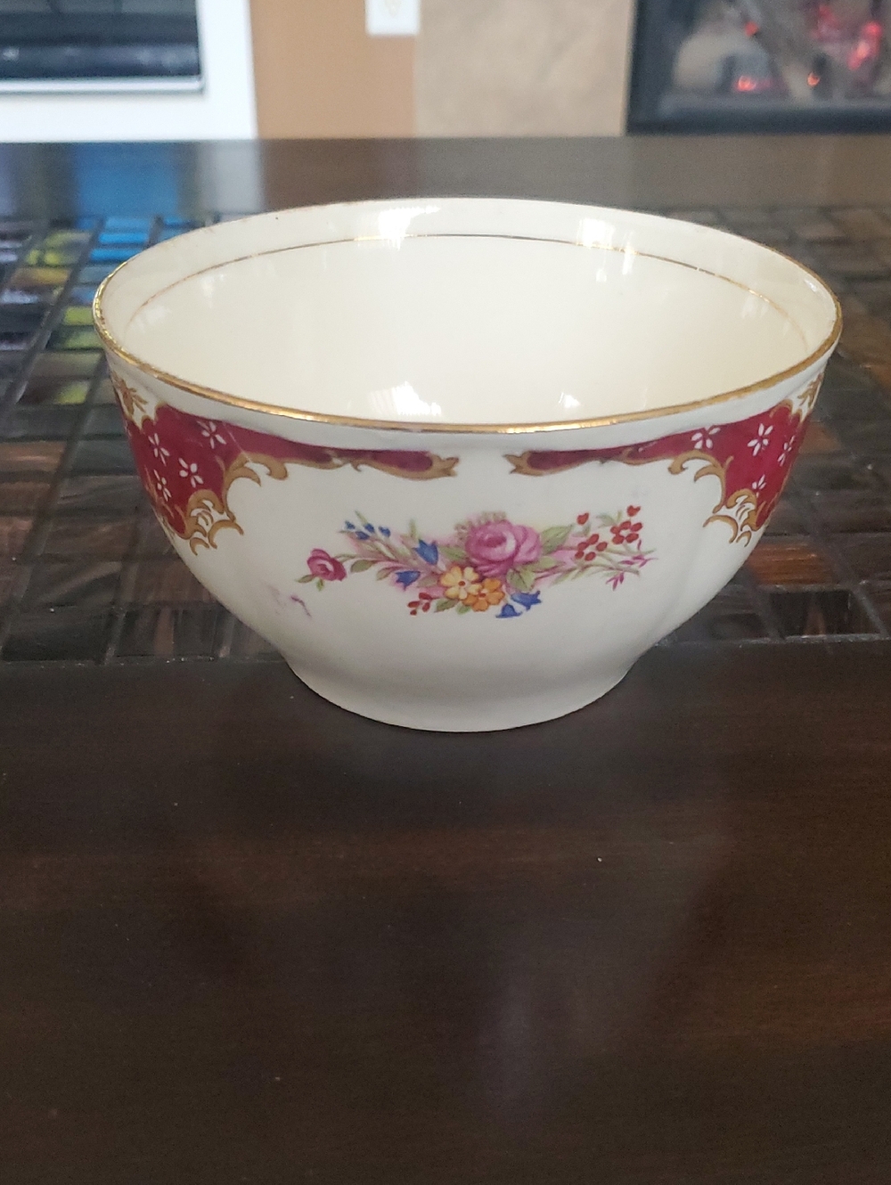 Crown Pottery Porcelain Floral Gold-Trim Bowl in Burgundy and White